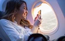 femme-dans-l'avion-conseil-voyageur-syndrome-classe-économique